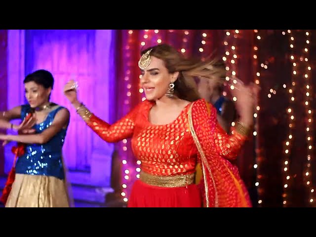 Laung Laachi Song دیدئو dideo